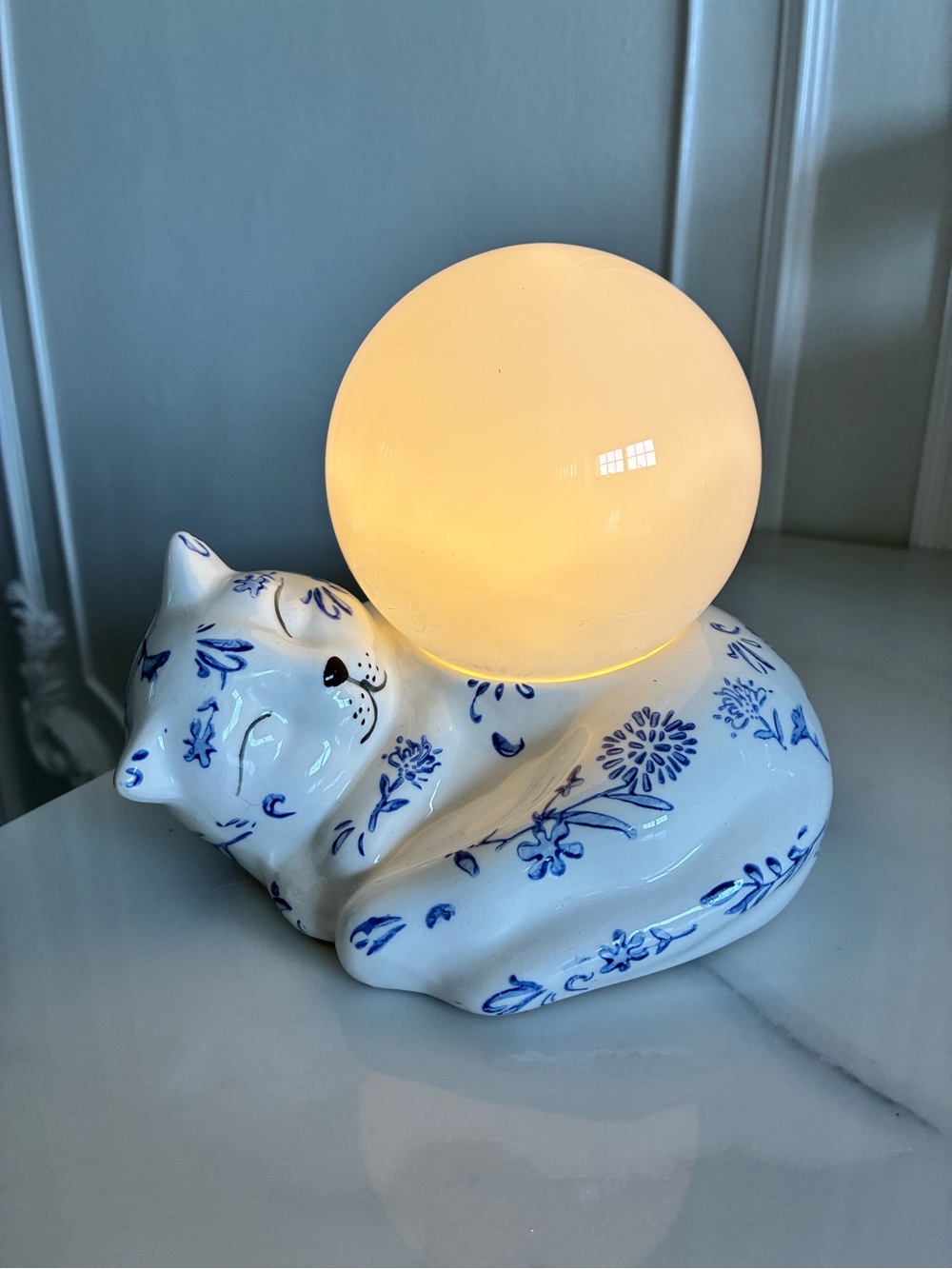 Source Unknown Blue & White Ceramic Cat Lamp with Warm Globe